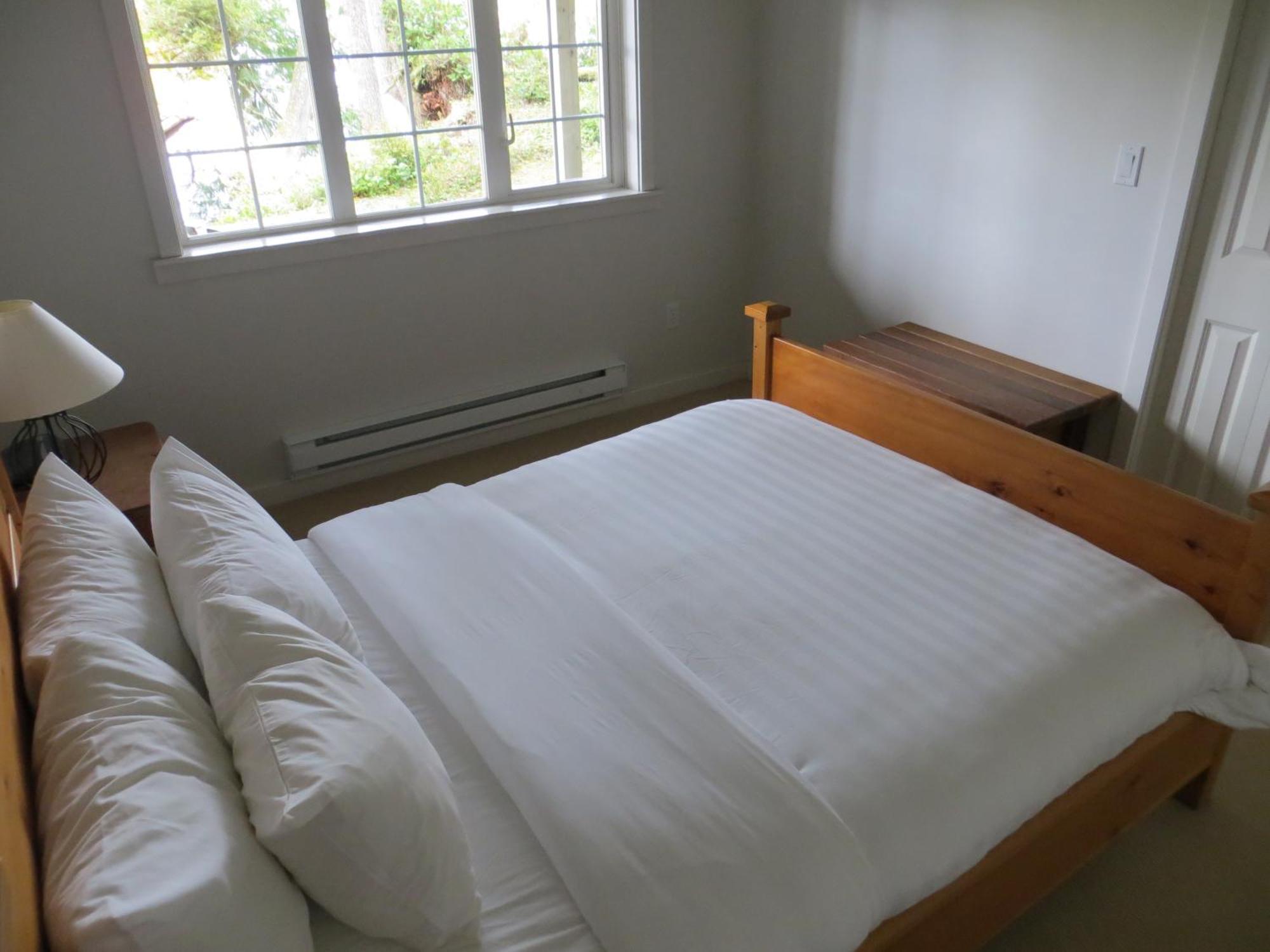 Waters Edge Shoreside Suites Ucluelet Bilik gambar