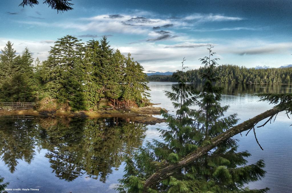 Waters Edge Shoreside Suites Ucluelet Luaran gambar
