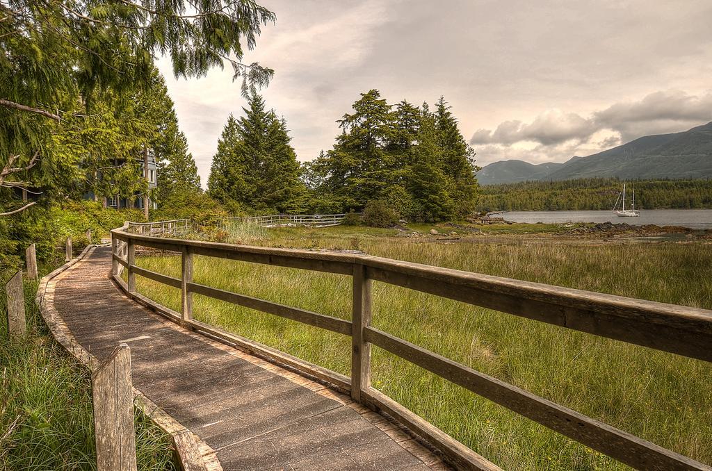 Waters Edge Shoreside Suites Ucluelet Luaran gambar