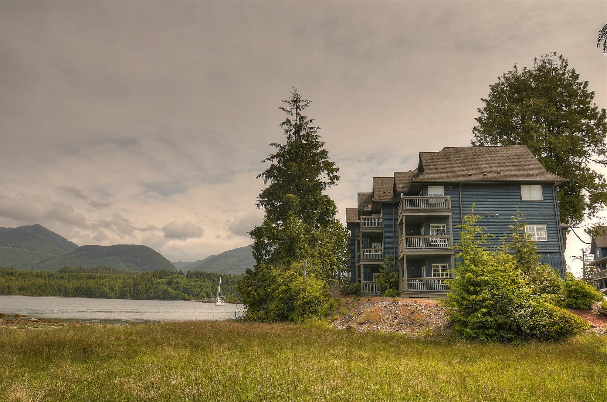 Waters Edge Shoreside Suites Ucluelet Luaran gambar
